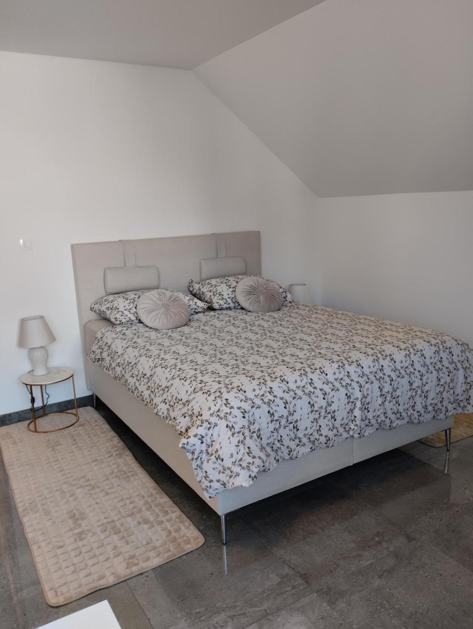 Apartma Azurre Postojna Eksteriør bilde