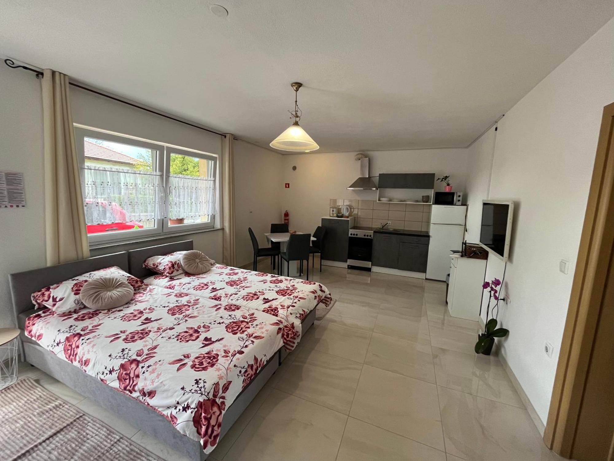 Apartma Azurre Postojna Eksteriør bilde