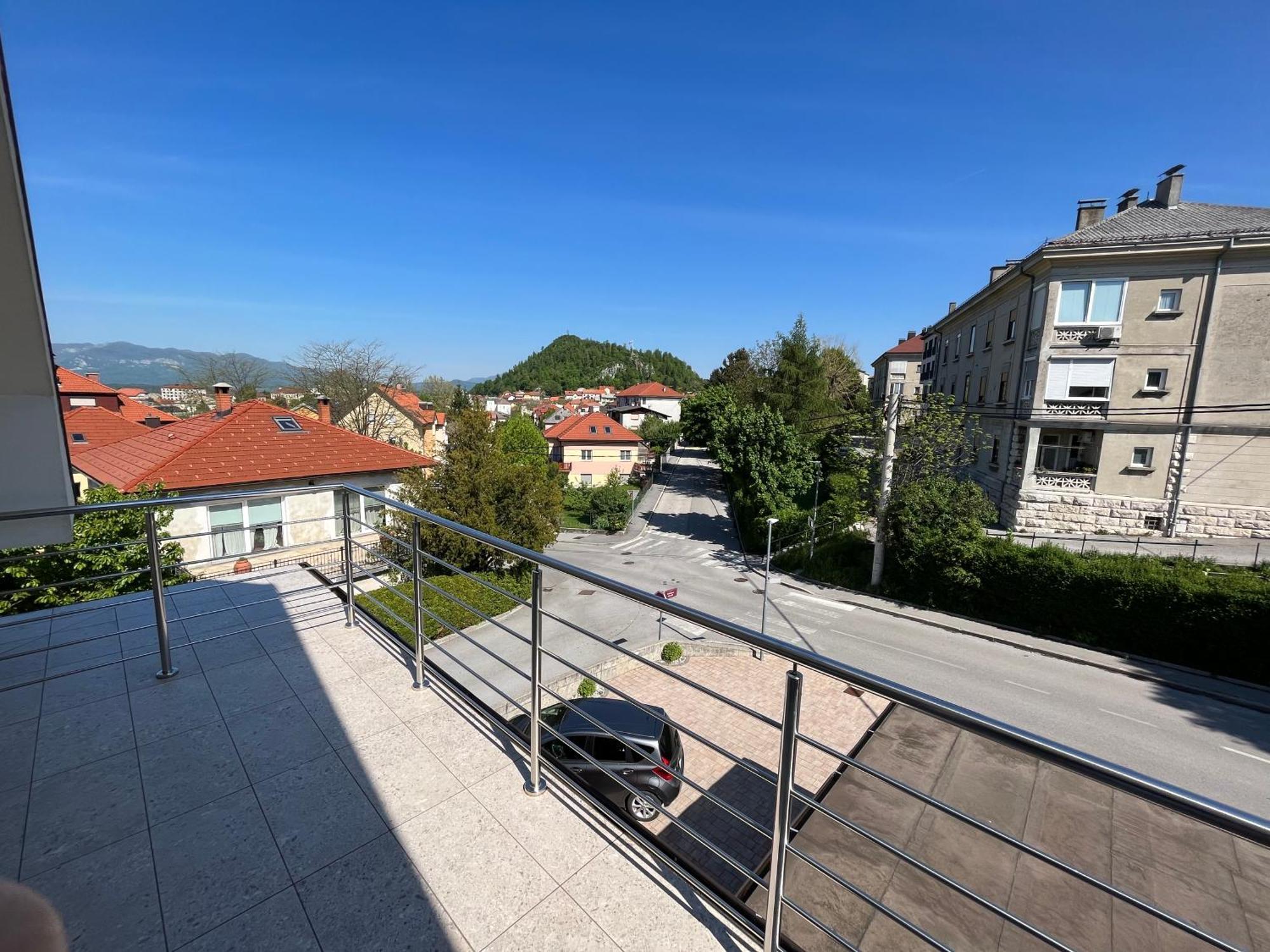 Apartma Azurre Postojna Eksteriør bilde